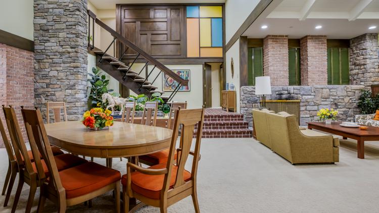 Brady Bunch house for sale after HGTV renovation: See the listing ...