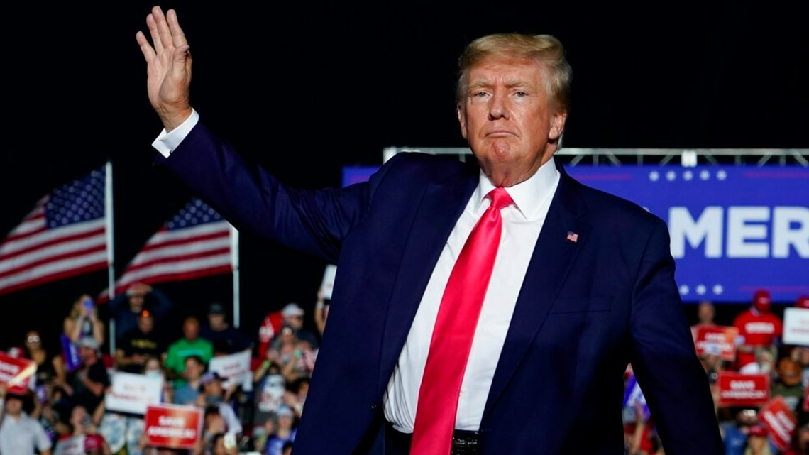 Trump rallies for Pa. Republicans amid midterm worries - Vimarsana News
