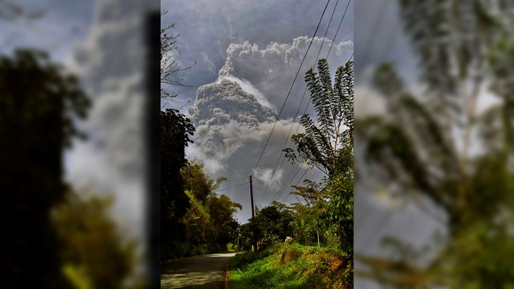 St. Vincent awaits new volcanic explosions as help arrives