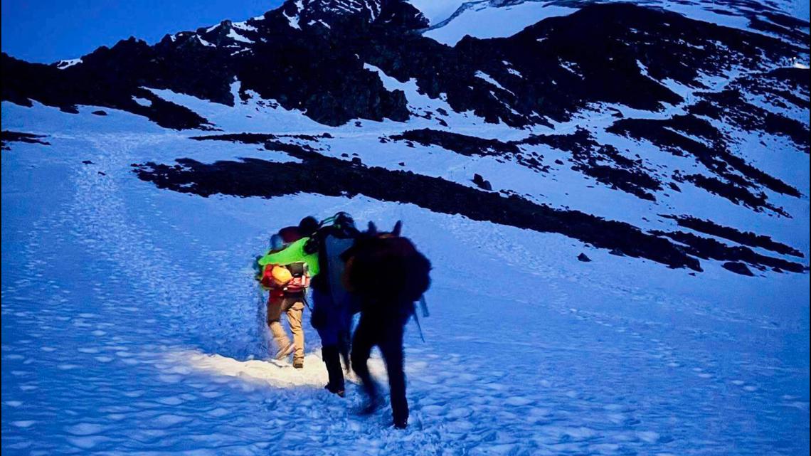 Colorado&rsquo;s highest helicopter rescue saves two on Torreys Peak | fox61.com