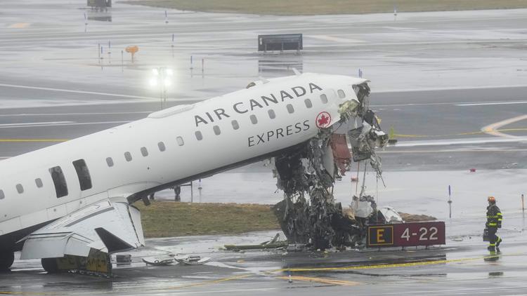 Two pilots killed in LaGuardia Airport crash have been identified by Canadian officials