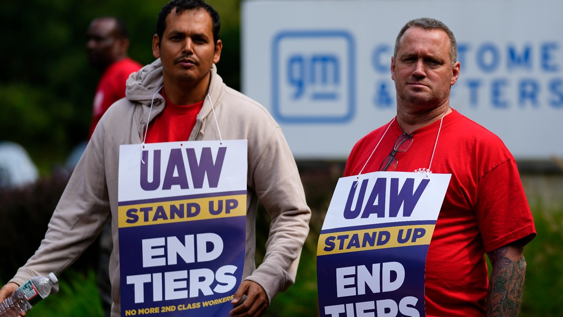 UAW leader wants better offers, says strikes will continue - Vimarsana News