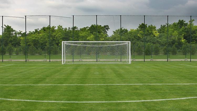 2 killed, 10 others hurt, including children, after car drives through Kansas soccer field, police say