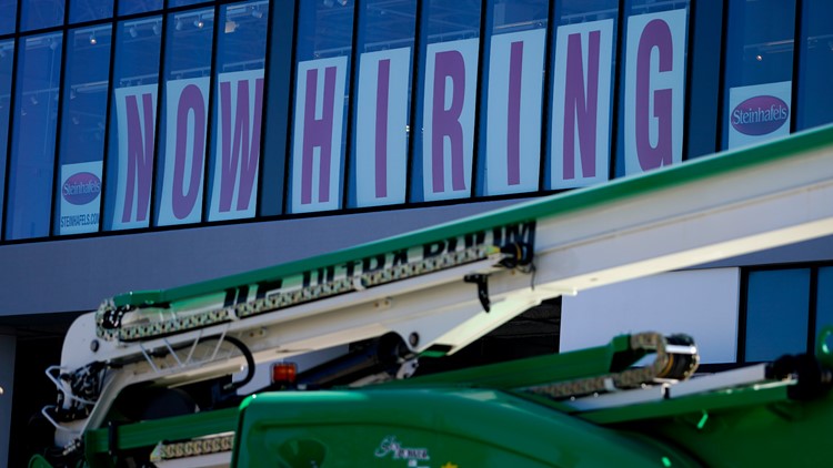 US unemployment claims drop to pandemic low 281,000