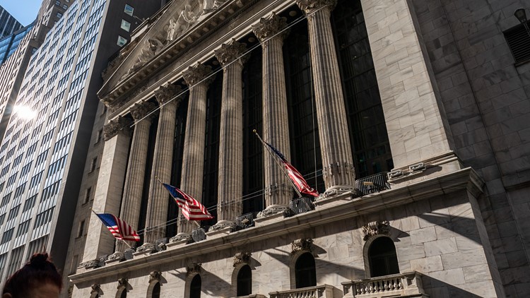 Stocks rise on Wall Street after oil prices tumble again