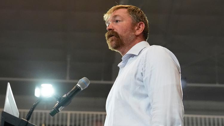 Democrats begin pulling Graham Platner endorsements after Maine candidate faces sexual assault allegation