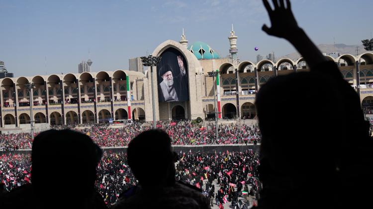 Iran begins dayslong funeral for the late Supreme Leader Ayatollah Ali Khamenei, killed in war