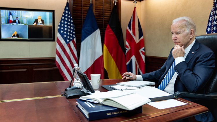 AP Source: Biden to ban Russian oil imports over Ukraine war