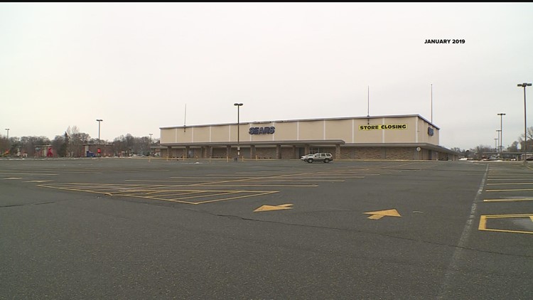 Reality show entertainment venue being proposed for old Sears store in St. Paul