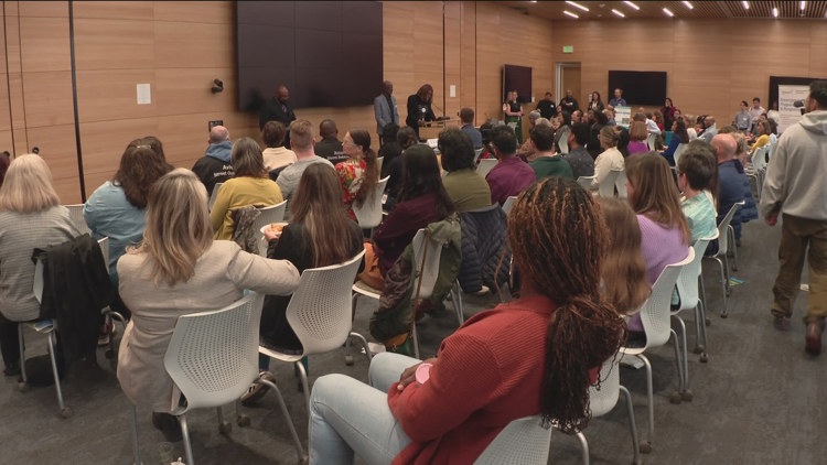 Minneapolis gift awarded to public health heroes as federal funding pulled