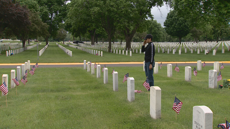 46aa8fe8 bd8a 49b8 8630 https://rexweyler.com/after-year-off-due-to-pandemic-flags-for-fort-snelling-returns-to-place-flags-on-every-grave-for-memorial-day/