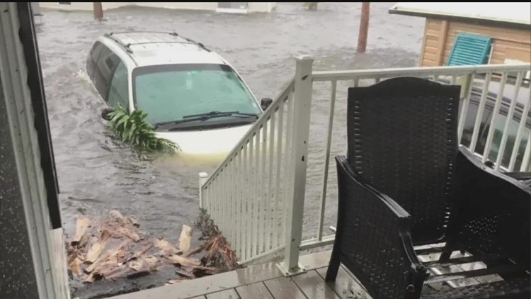 'This has been an awful day' | Devastated by hurricane, Minnesotans react to living in Fort Myers