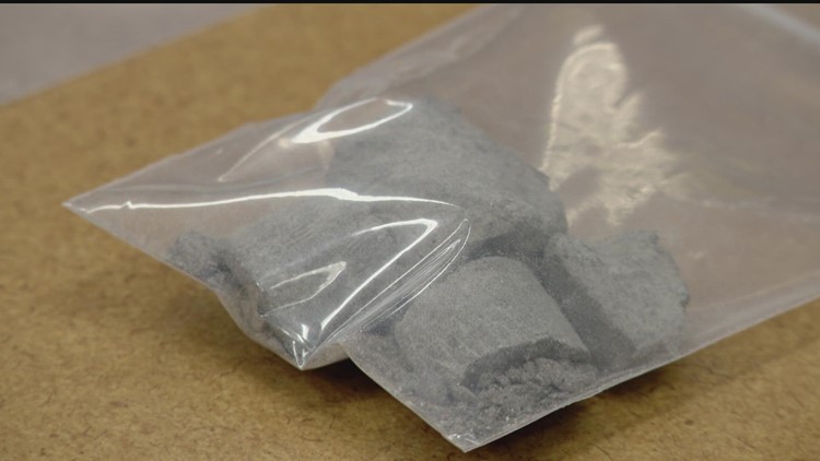 Expert pushes back on police claim that 'gray death' fentanyl resistant to naloxone