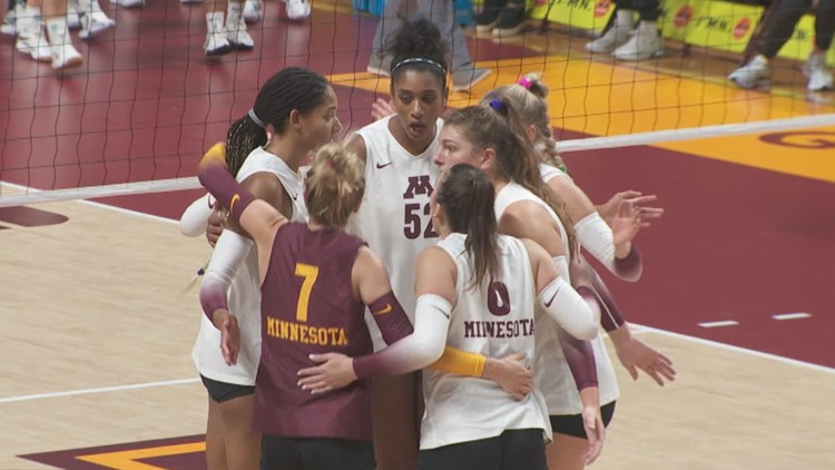 Landfair helps Minnesota volleyball to 49th straight win over Iowa