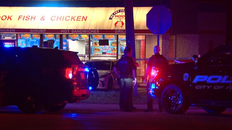 Police investigate Columbia Heights shooting after 3 injured in crossfire