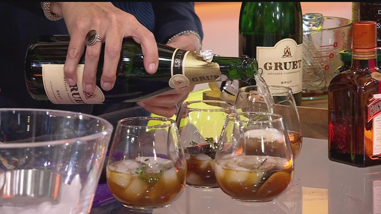 RECIPE: Honeyed fig champagne cocktail