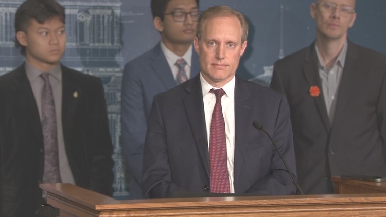 Minnesota Secretary of State Steve Simon pitches expanded voter registration