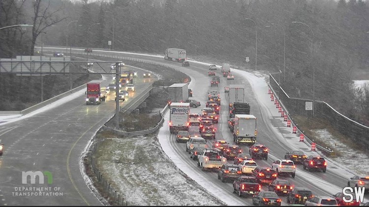 Multiple crashes reported during snowy Monday commute