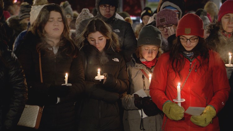 Hundreds show up for candlelight vigil to honor 20-year-old George Musser