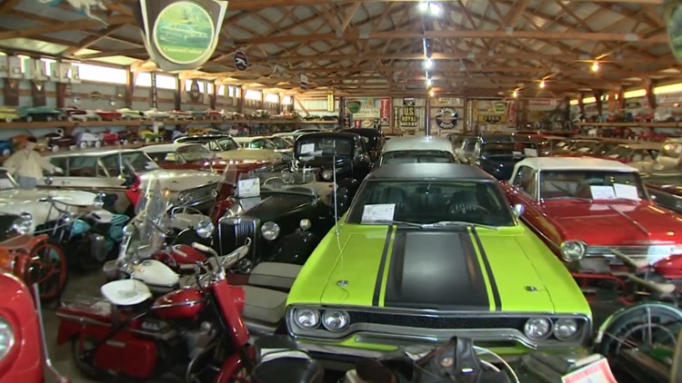 Elmer's Auto and Toy Museum goes up for auction in Fountain City