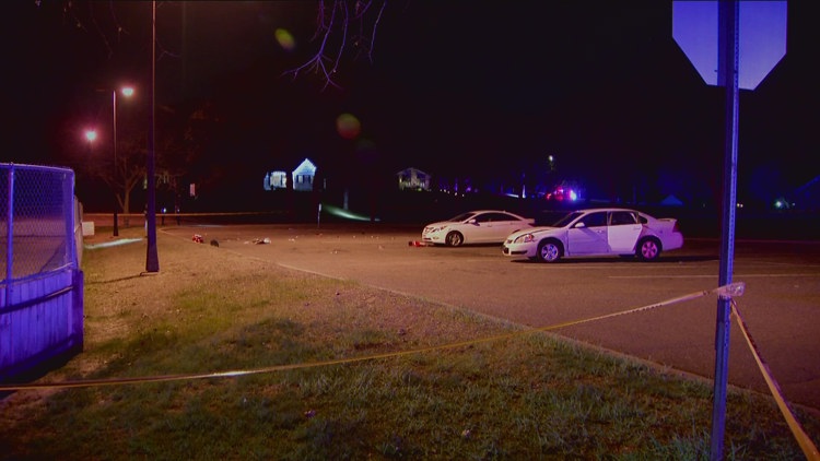 19-year-old woman dies one week after being shot at Robbinsdale park