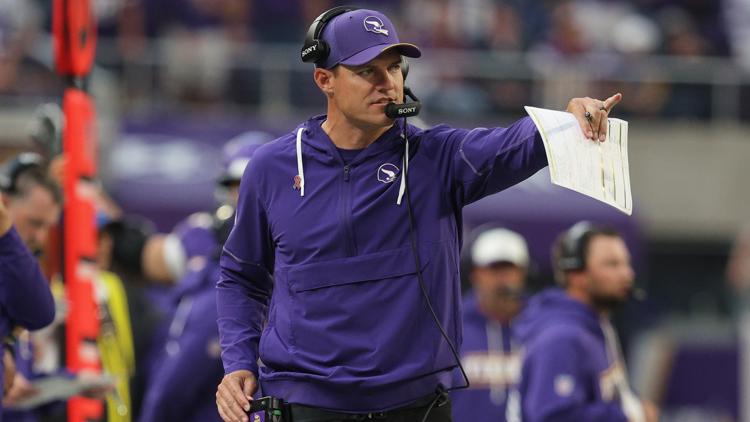 Big kick return shifts momentum, sparks Vikings in comeback victory over Packers