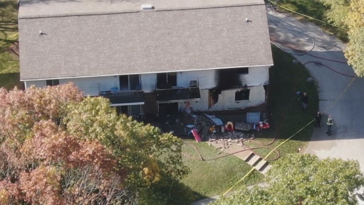 Police: At least 6 dead in apartment fire in southern Wisconsin