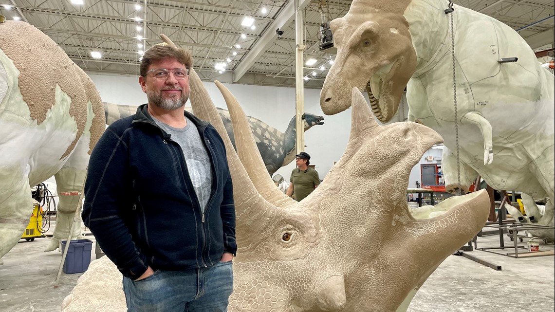 Minnesotan lives every child's dream — he makes dinosaurs - Vimarsana News