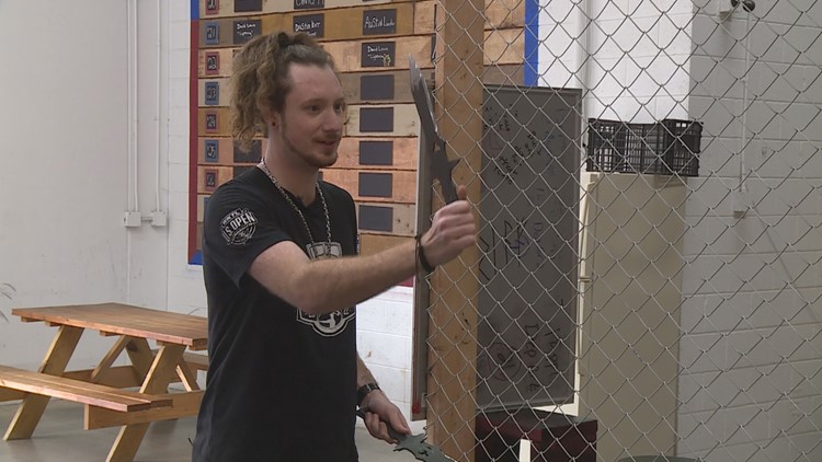 Minneapolis native to compete at World Knife Throwing Championship