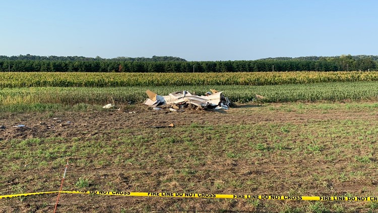 2 dead in plane crash near Red Wing airport