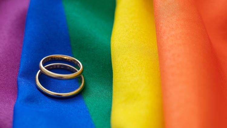Marry who you love — for free! — at Twin Cities Pride