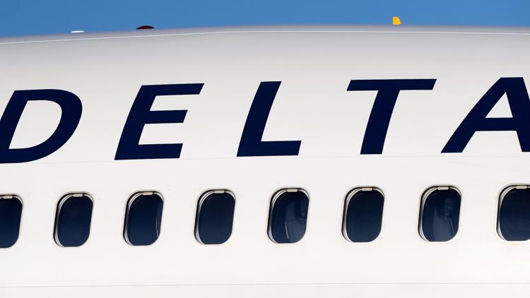 Aircraft returns to MSP shortly after takeoff because of reported medical issue involving pilot