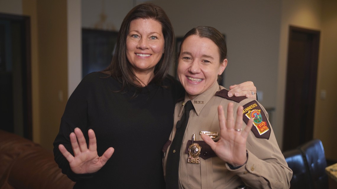 Woman celebrates 10th year of sobriety with state trooper - Vimarsana News