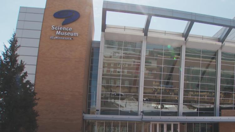 Science Museum of Minnesota hosts club night for Halloween