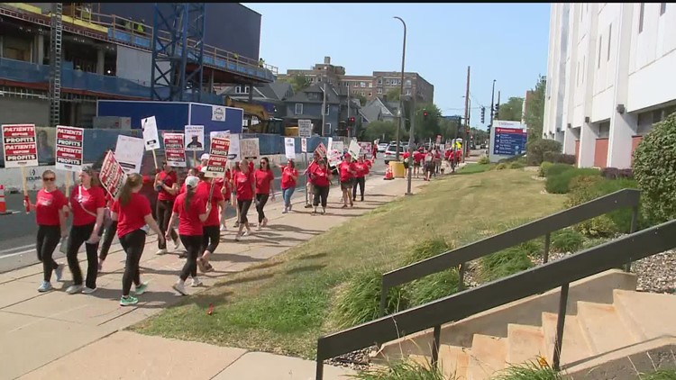 Union nurses demand say in hospital staffing levels