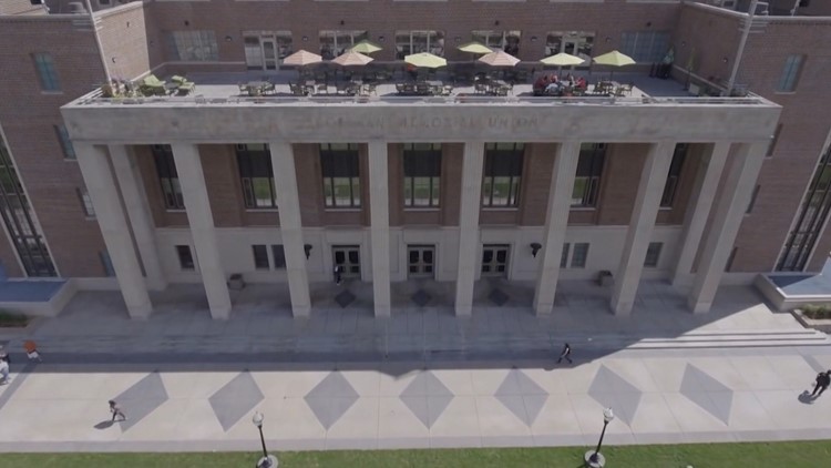 After outcry, U of M will reconsider allowing students to walk for graduation