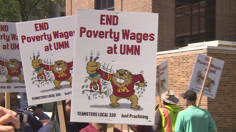 University of Minnesota service workers hold 'practice picket' for higher wages on move-in day