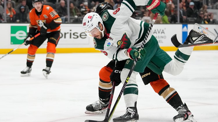 Wild continue winning streak with 4-1 win over Ducks