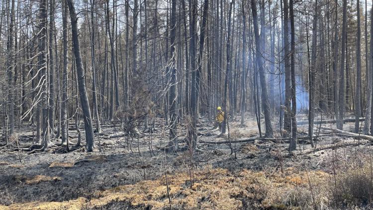 Walz, Senators Klobuchar and Smith visit wildfire zone