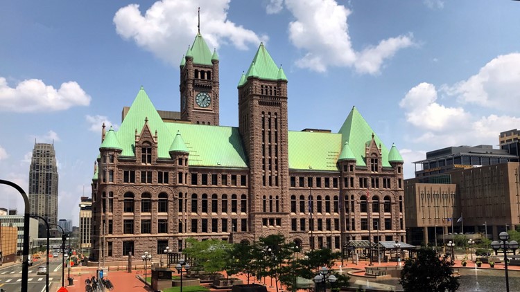 Minneapolis approves new mobile parking app contract