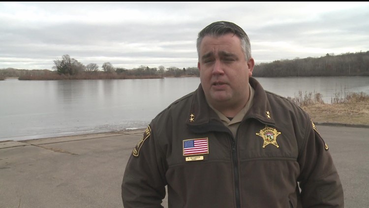 Hennepin County Sheriff Hutchinson's license suspended for 30 days