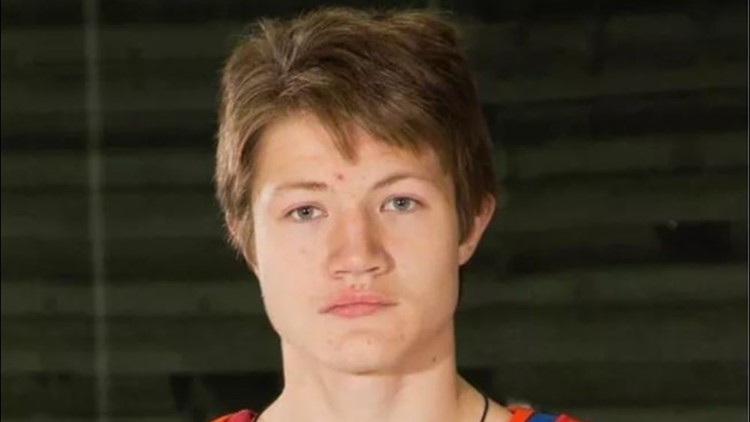 Teen hockey player killed in weekend crash