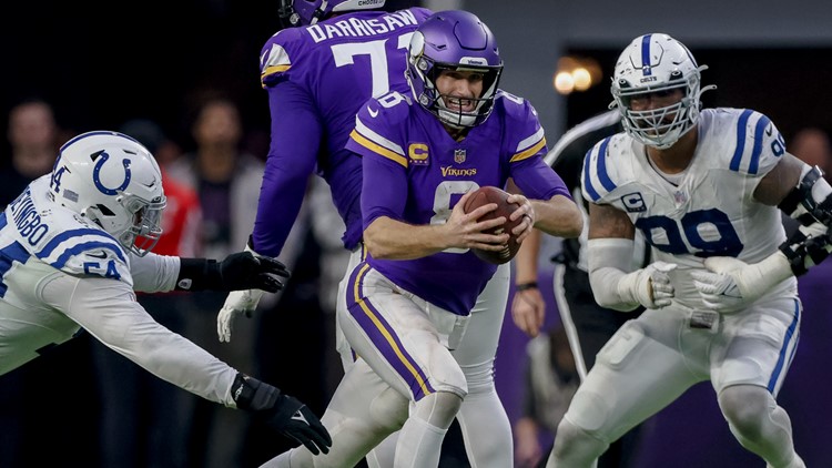 Pro Football Hall of Fame commemorates Vikings' comeback against Colts