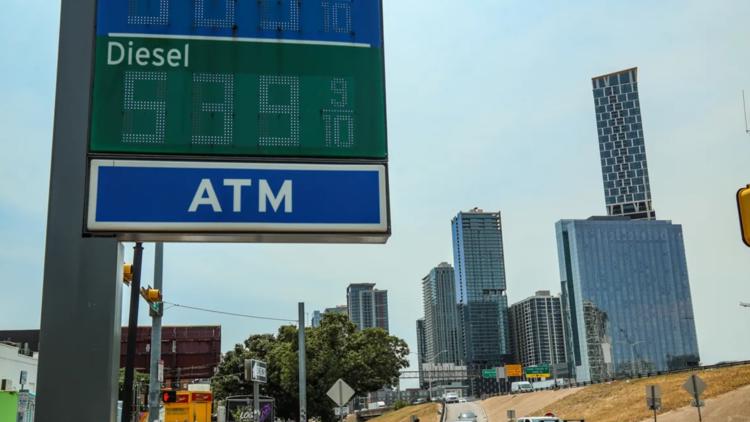 Abbott declares disaster in Texas over diesel prices, waives restrictions on commercial shipping