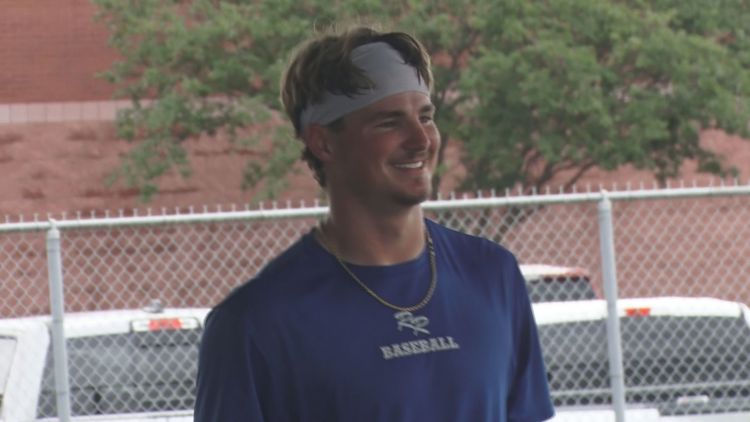 Robinson baseball embracing brotherhood ahead of state semifinals showdown with Wimberley