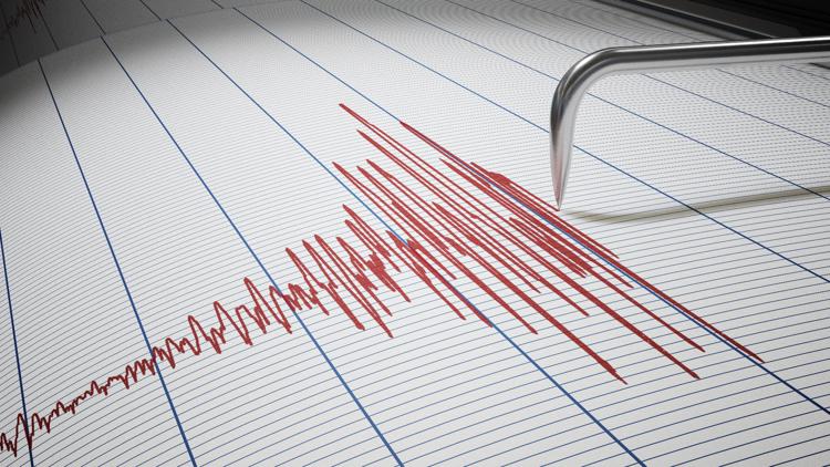 Earthquake felt north of Denver Friday morning