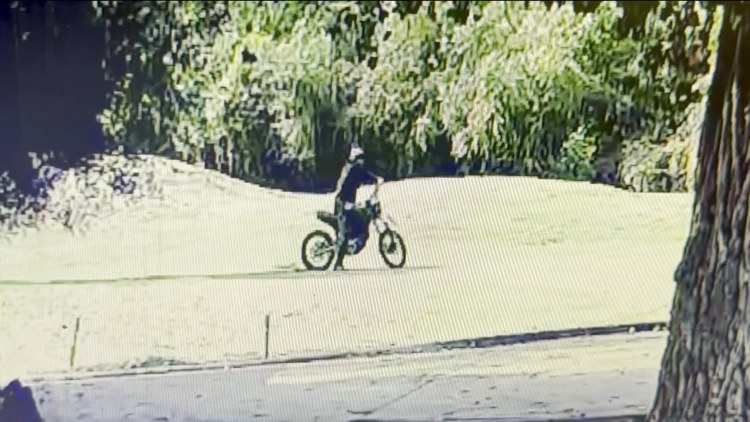 Two e-bike riders damage greens at Santee golf course in vandalism incident