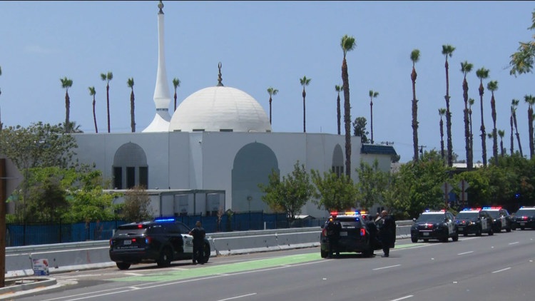 Islamic Center of San Diego on lockdown, police search for connected woman and vehicle