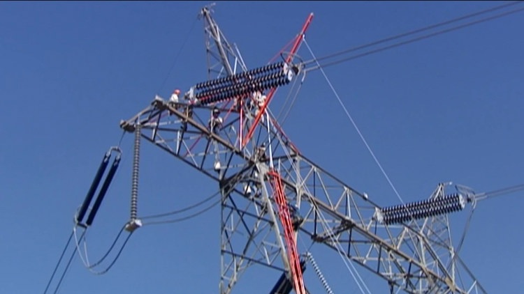 SDG&E warns of possible power shutoffs due to increased fire concerns