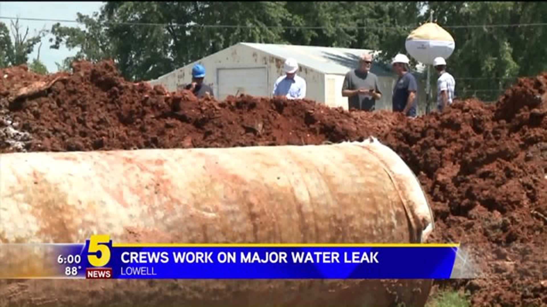 Crews Work To Repair Major Water Leak